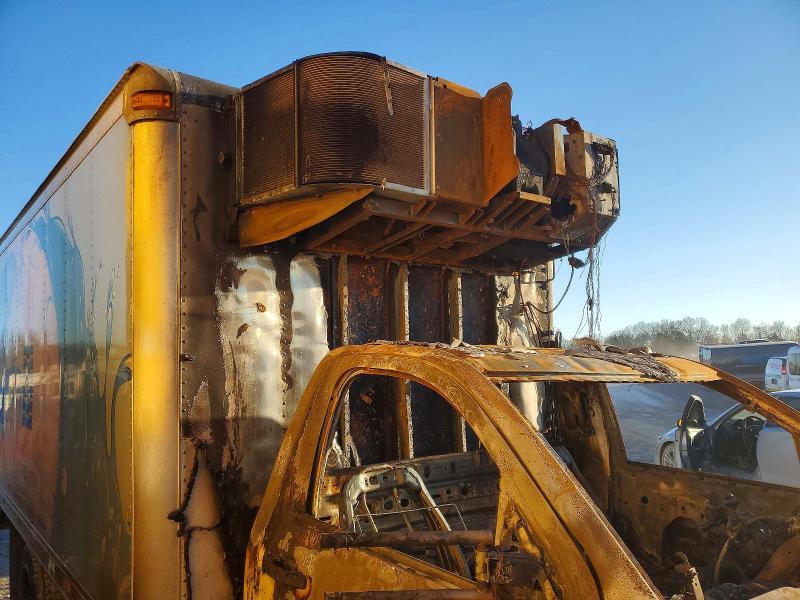 2022 Chevrolet Silverado Refrigerated BOX Truck