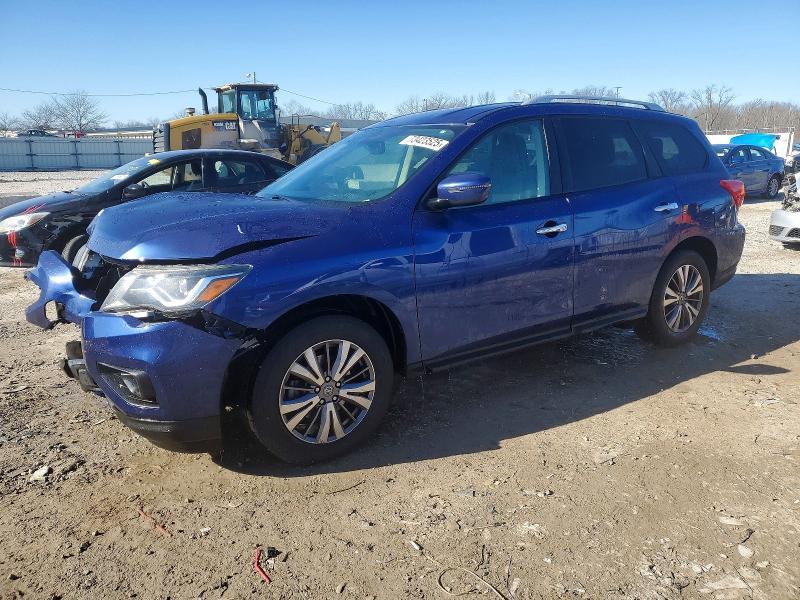 2020 Nissan Pathfinder sv