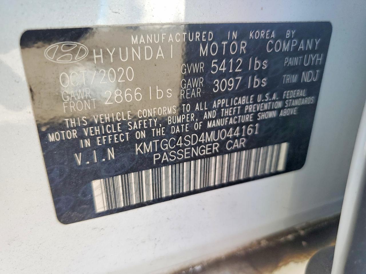 2021 Genesis G80 Base
