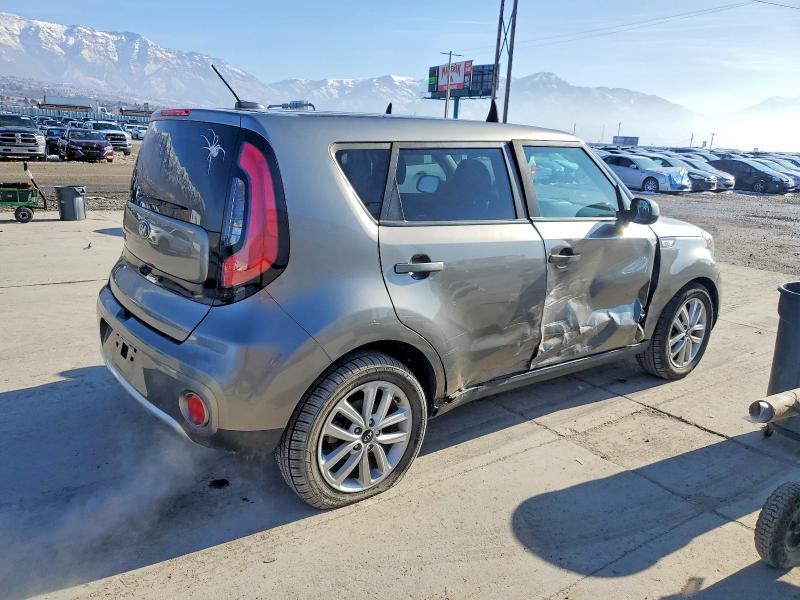 2018 KIA Soul +