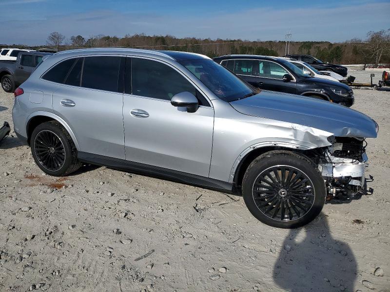2025 Mercedes-Benz Glc 300