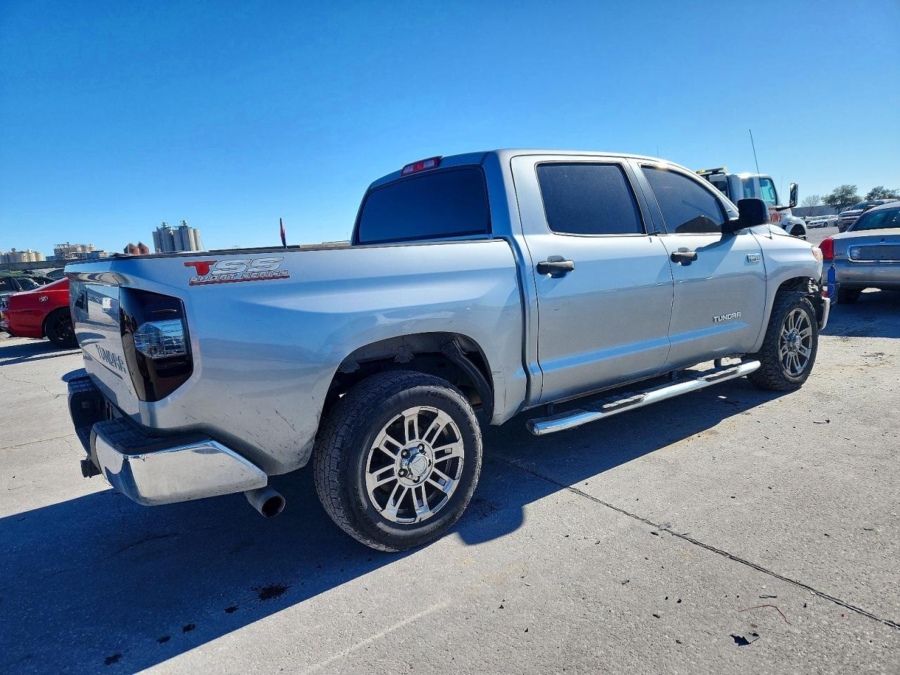 2015 Toyota Tundra Crewmax SR5