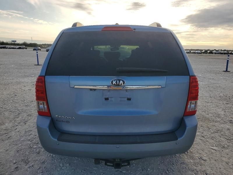 2014 KIA Sedona lx