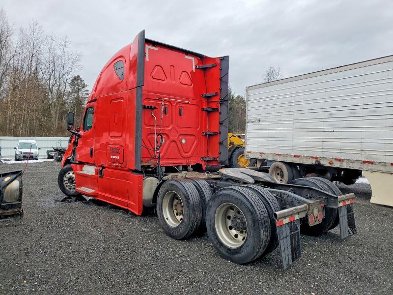 2019 Freigliner 2019 Freightliner Cascadia 126 Semi Truck