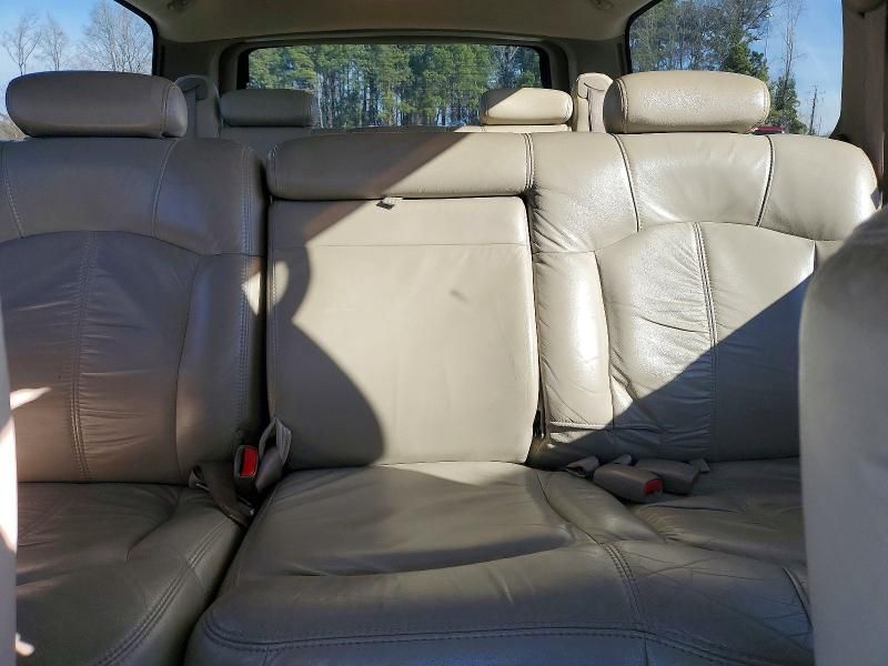 2002 Chevrolet Suburban K1500