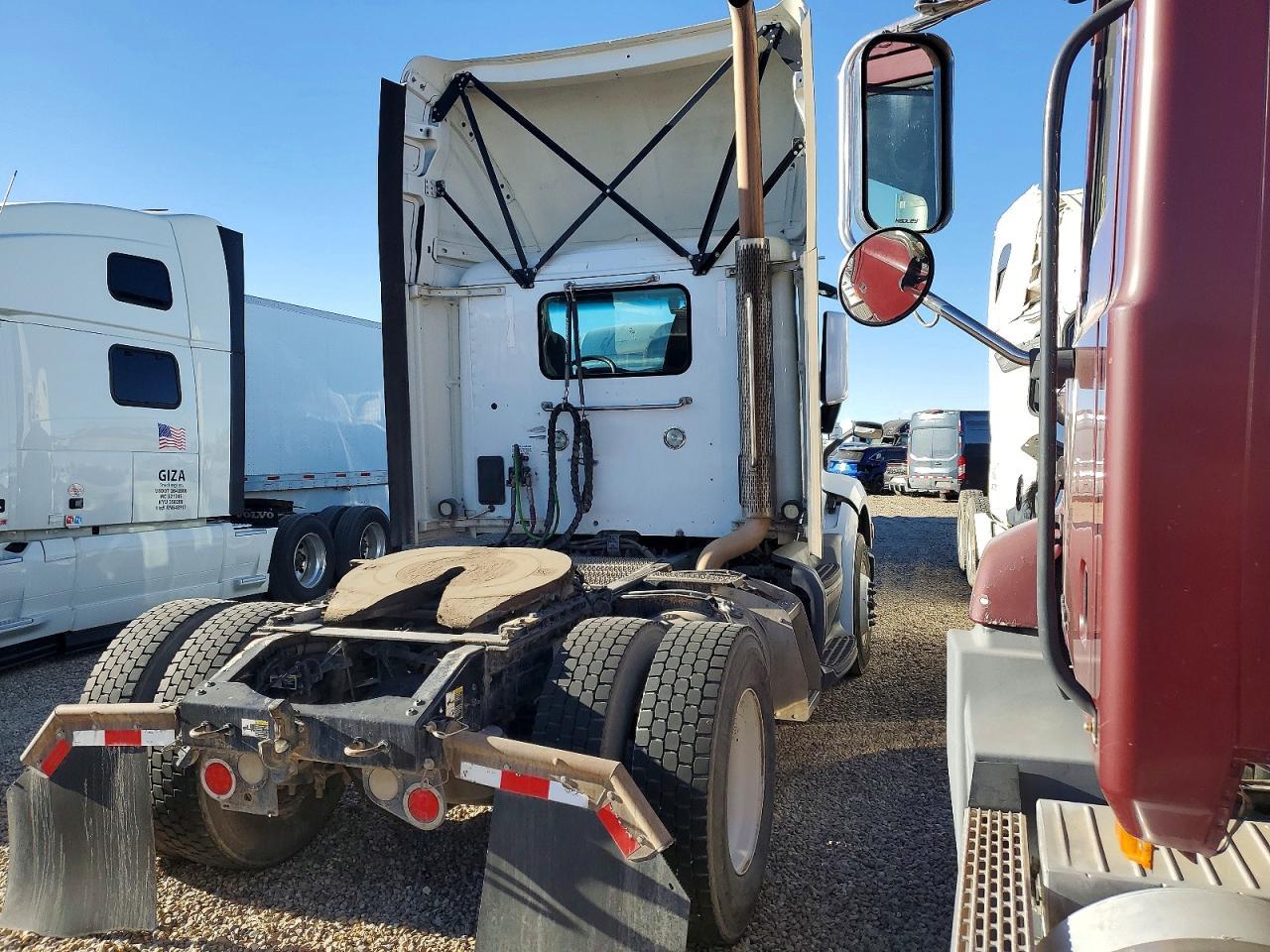 2019 Peterbilt 579 Semi Truck
