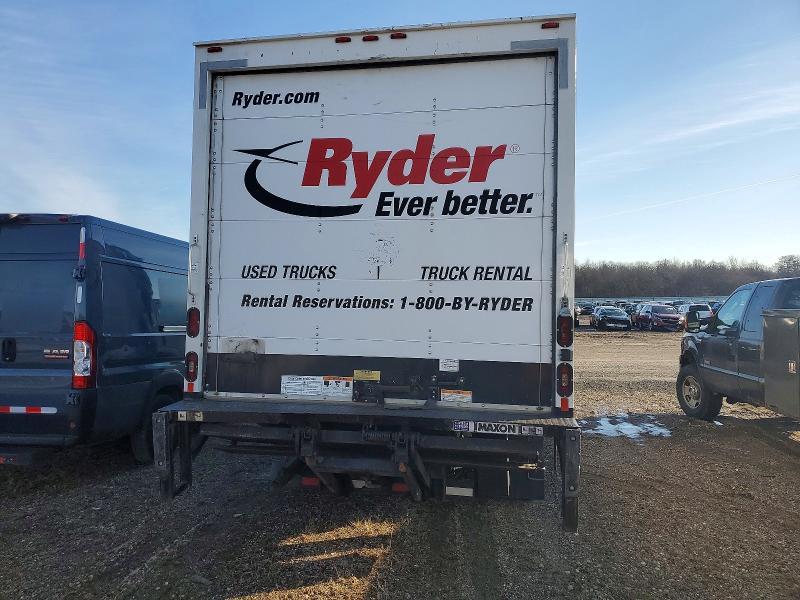 2018 Isuzu NPR HD BOX Truck