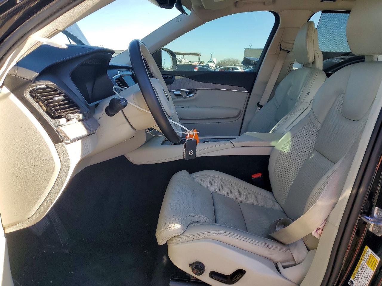 2022 Volvo Xc90 T6 Inscription
