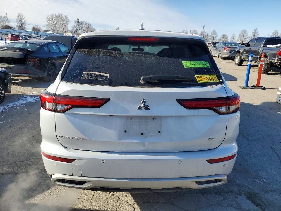 2023 Mitsubishi Outlander se