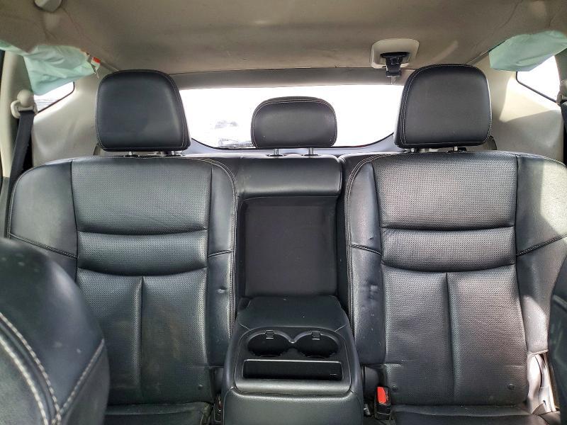 2016 Nissan Murano s