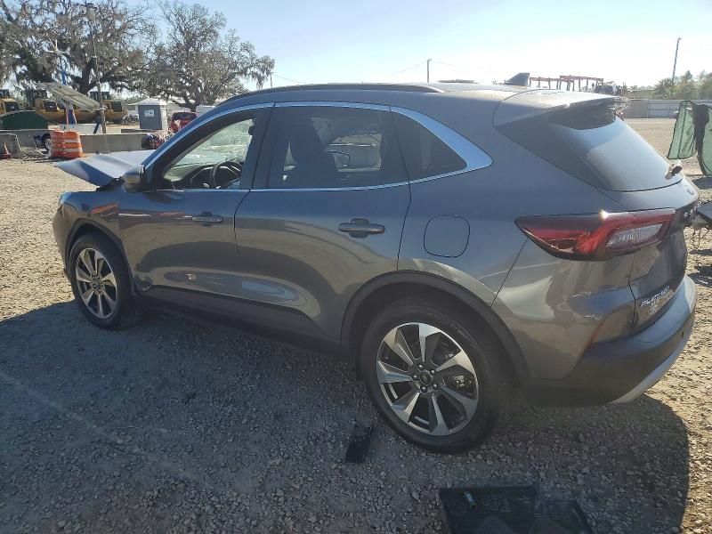 2023 Ford Escape Platinum