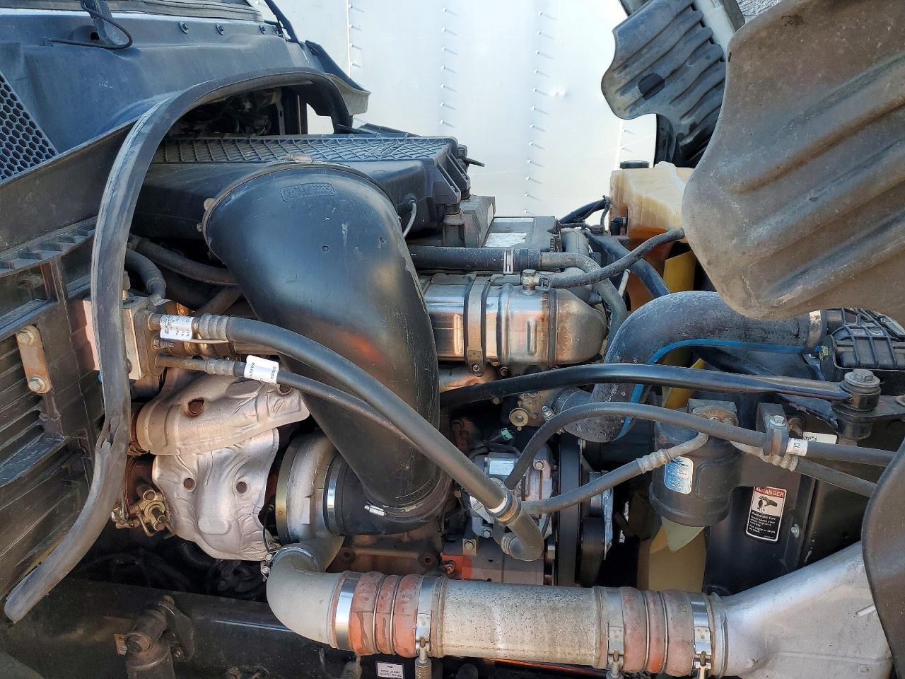2017 Freightliner Cascadia 125 Semi Truck
