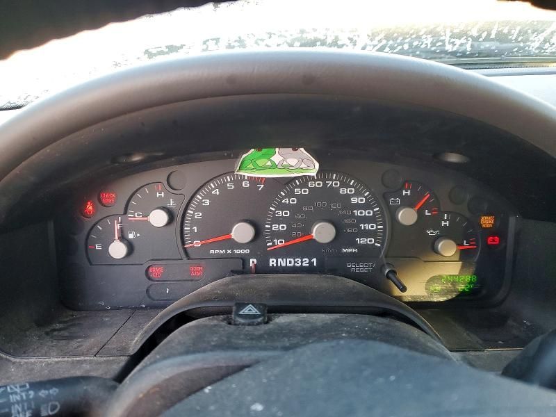 2004 Ford Explorer xlt