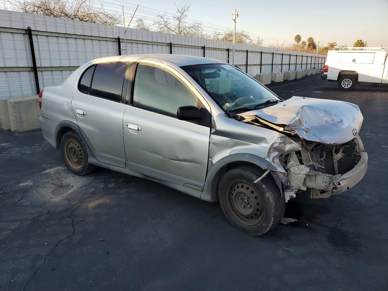2000 Toyota Echo