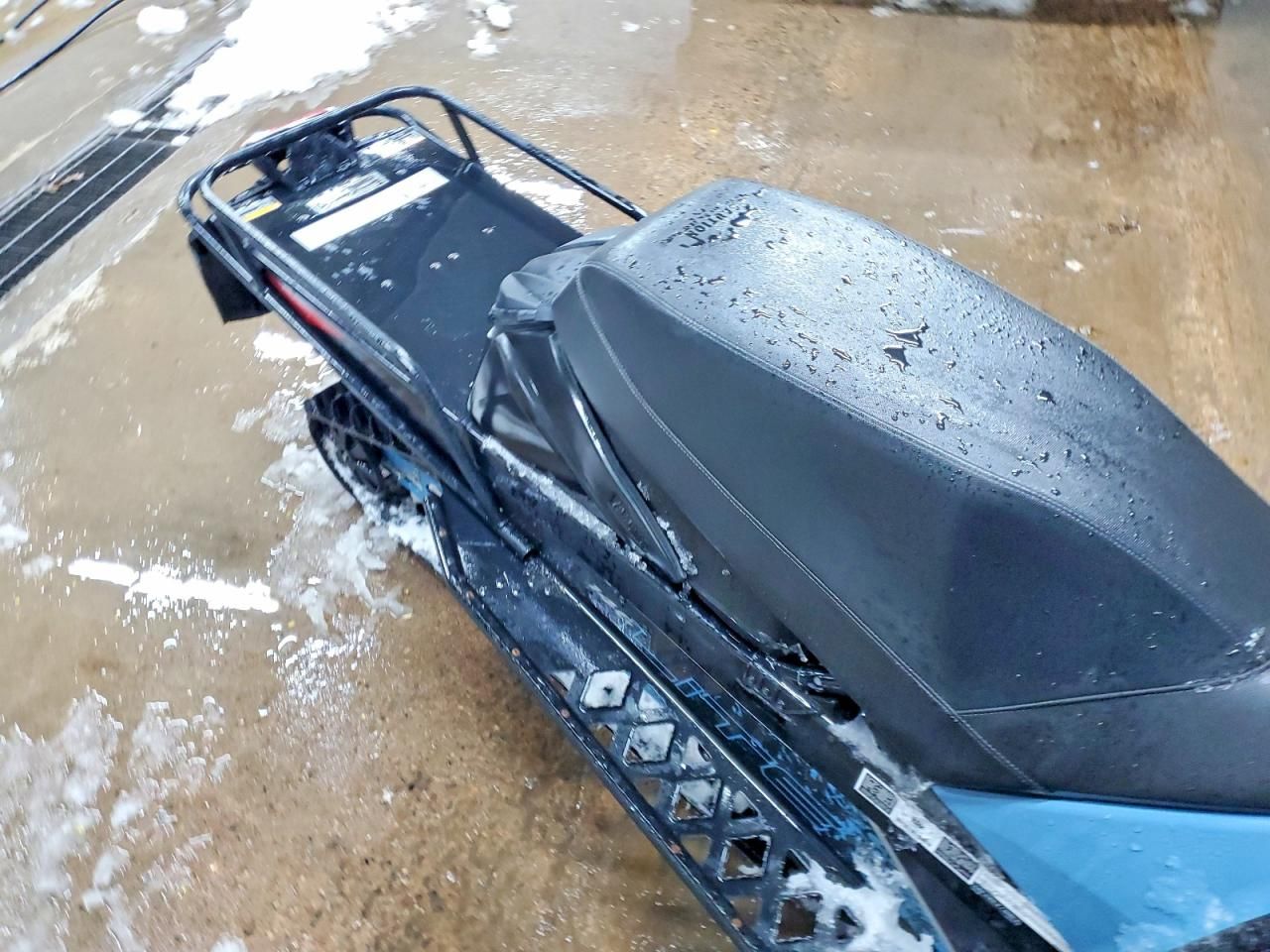 2023 Yama Snowmobile