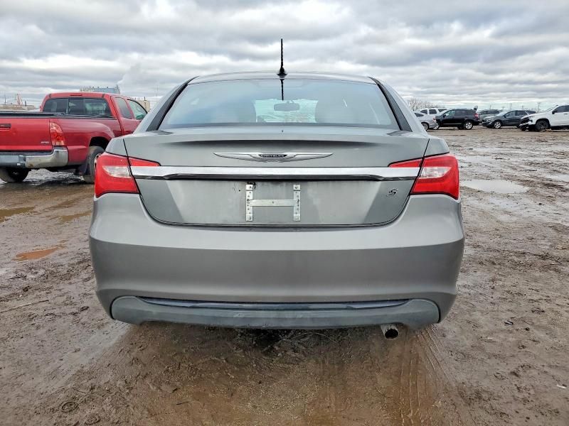 2013 Chrysler 200 Touring