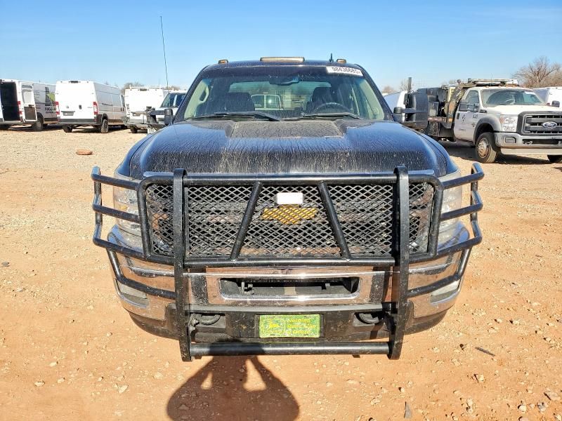 2014 Chevrolet Silverado K3500 LTZ