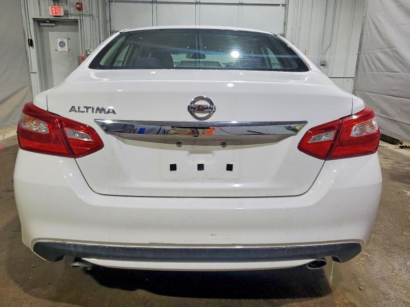 2017 Niss Altima