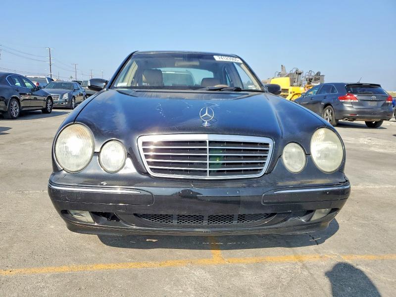 2000 Mercedes-Benz E 320 4matic