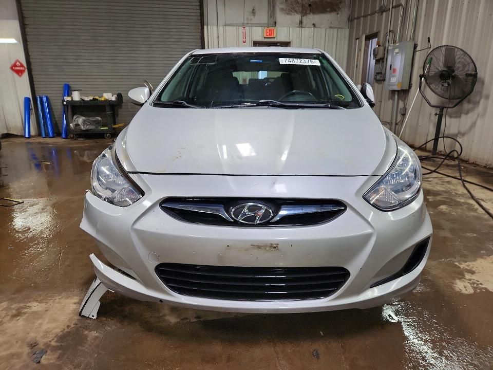 2013 Hyundai Accent gls