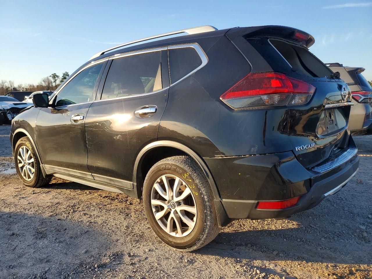 2018 Nissan Rogue s