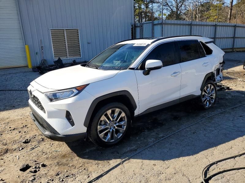 2020 Toyota Rav4 xle Premium