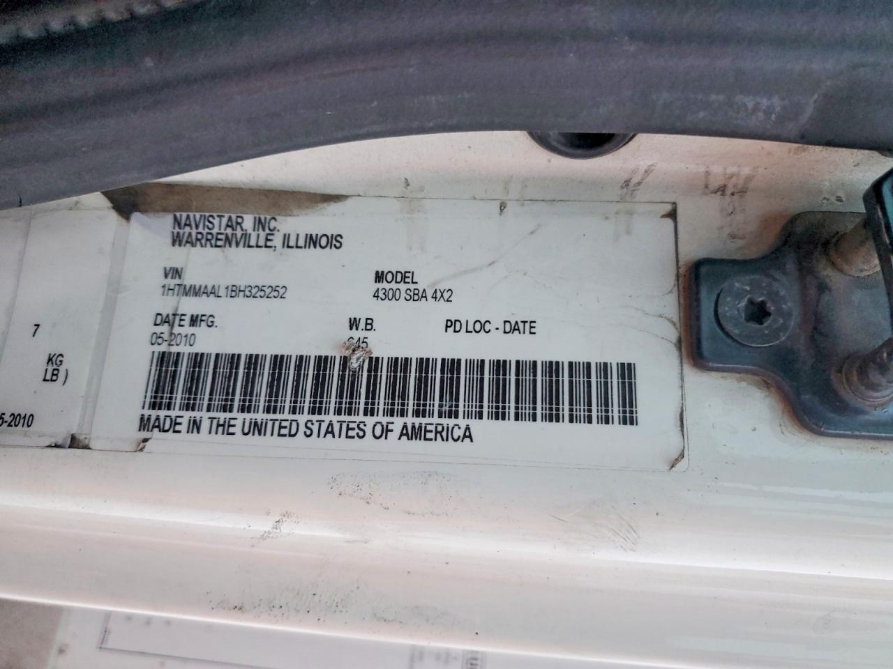 2011 International 4300 BOX Truck
