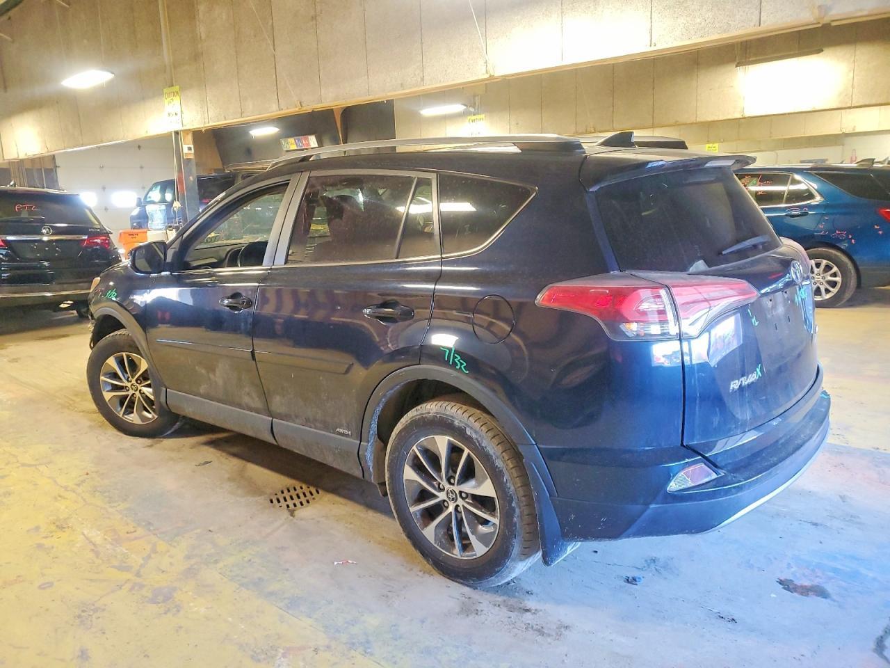 2017 Toyota Rav4 hv le
