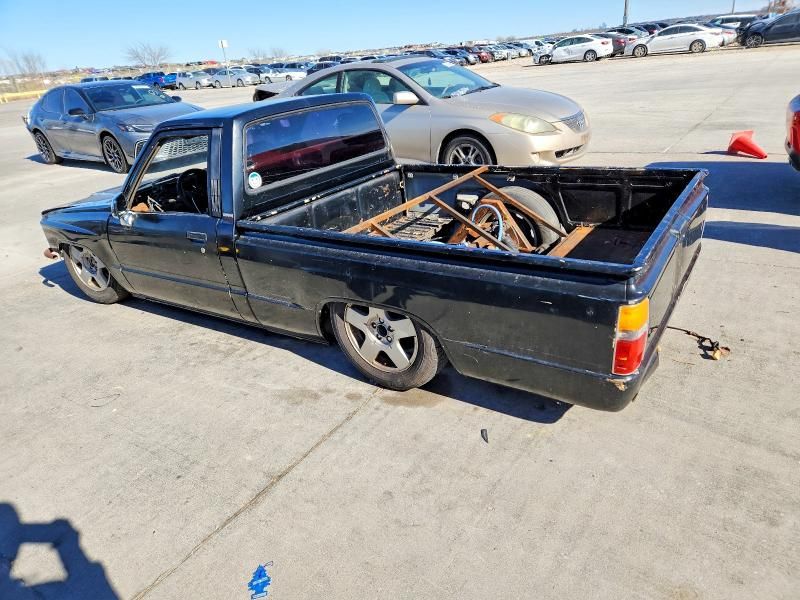 1986 Toyota Pickup Base