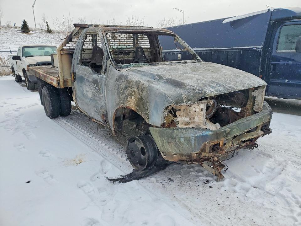 2003 Ford F350 Super Duty Flatbed Truck