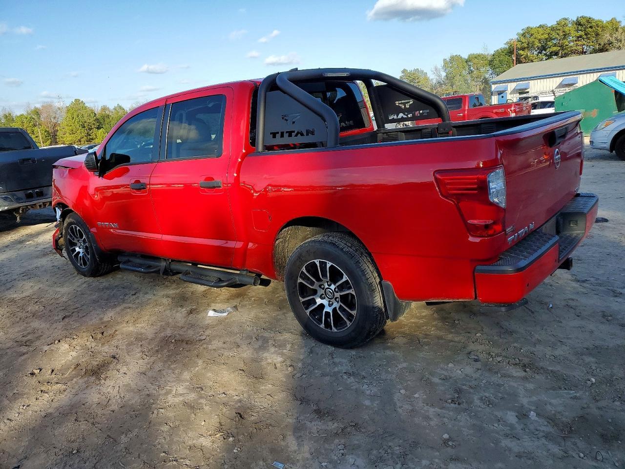 2022 Nissan Titan sv