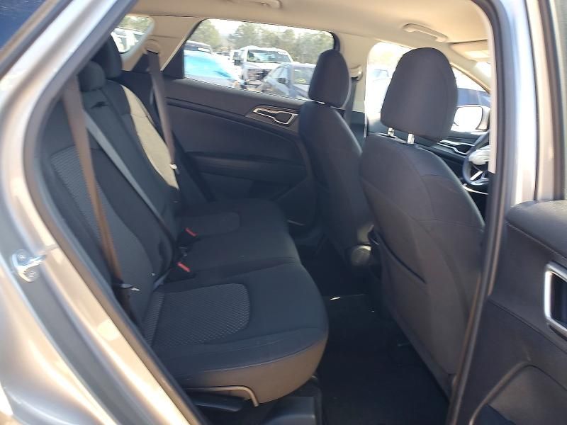 2025 KIA Sportage lx