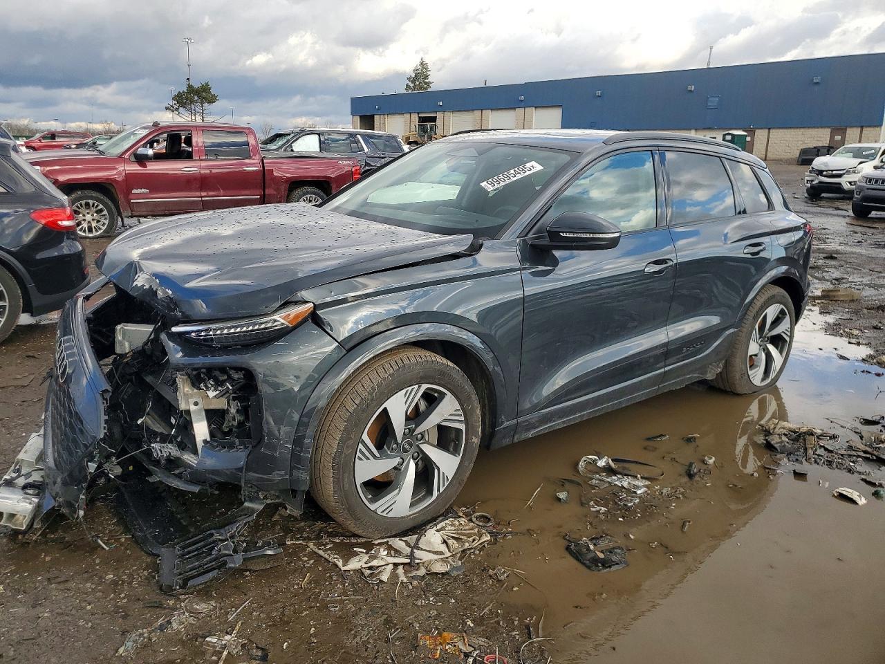 2025 Audi Q6 E-tron Prestige