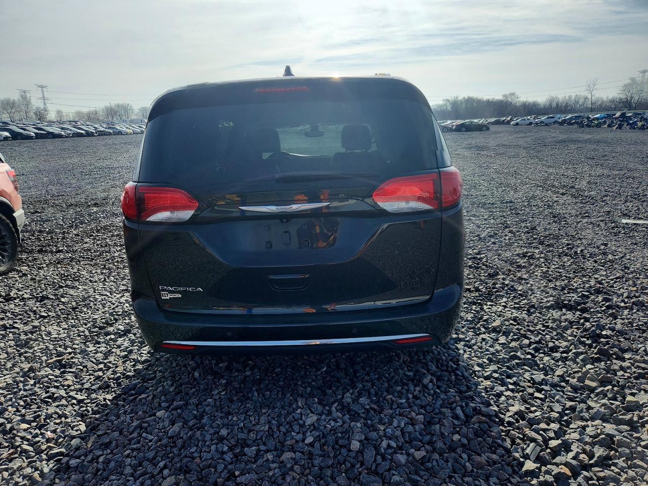 2017 Chrysler Pacifica Touring l Plus