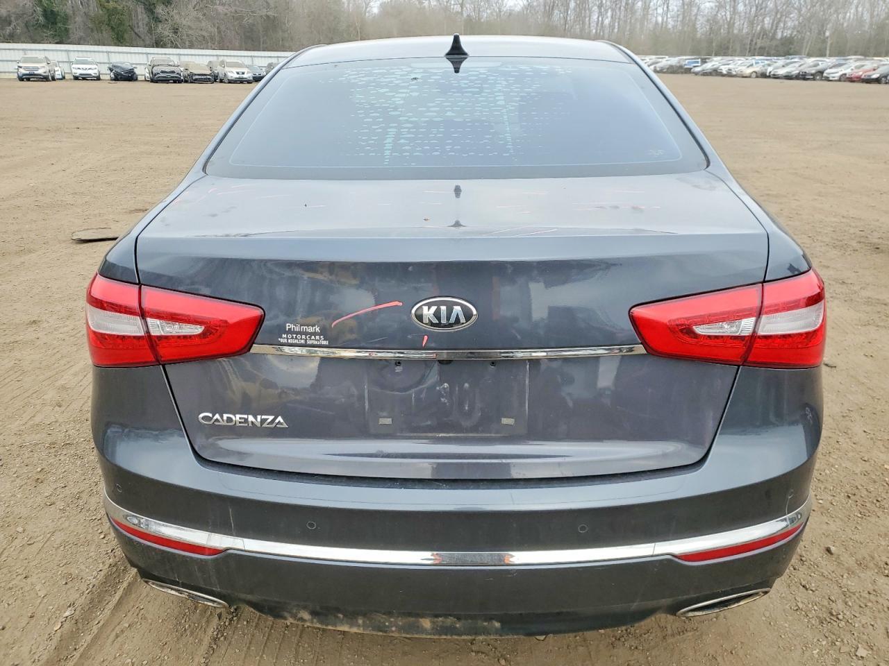 2014 KIA Cadenza Premium