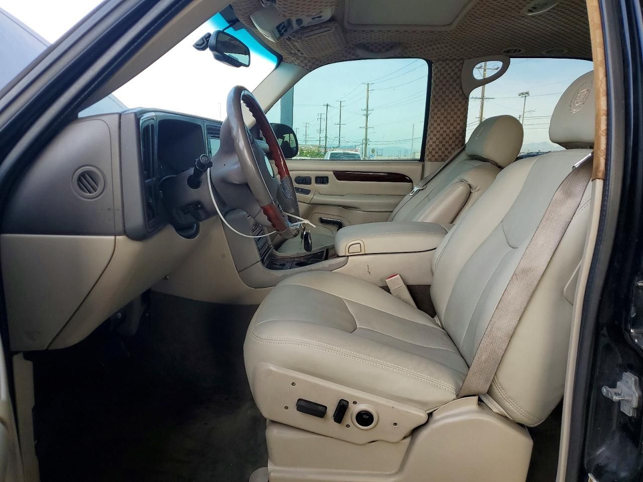 2005 Cadillac Escalade