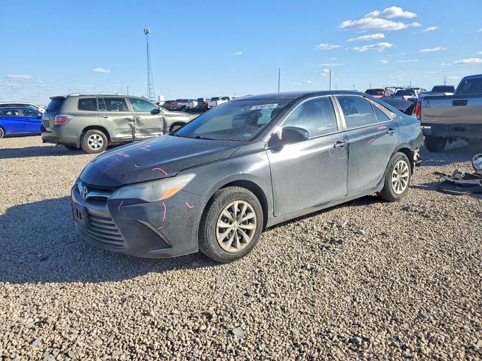 2017 Toyota Camry le