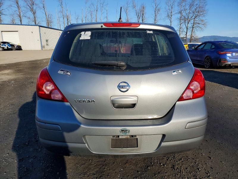 2011 Nissan Versa s