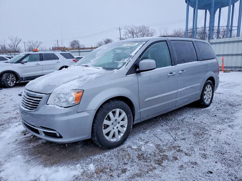 2016 Chrysler Town & Country Touring