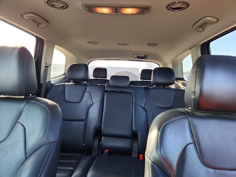 2020 KIA Telluride lx