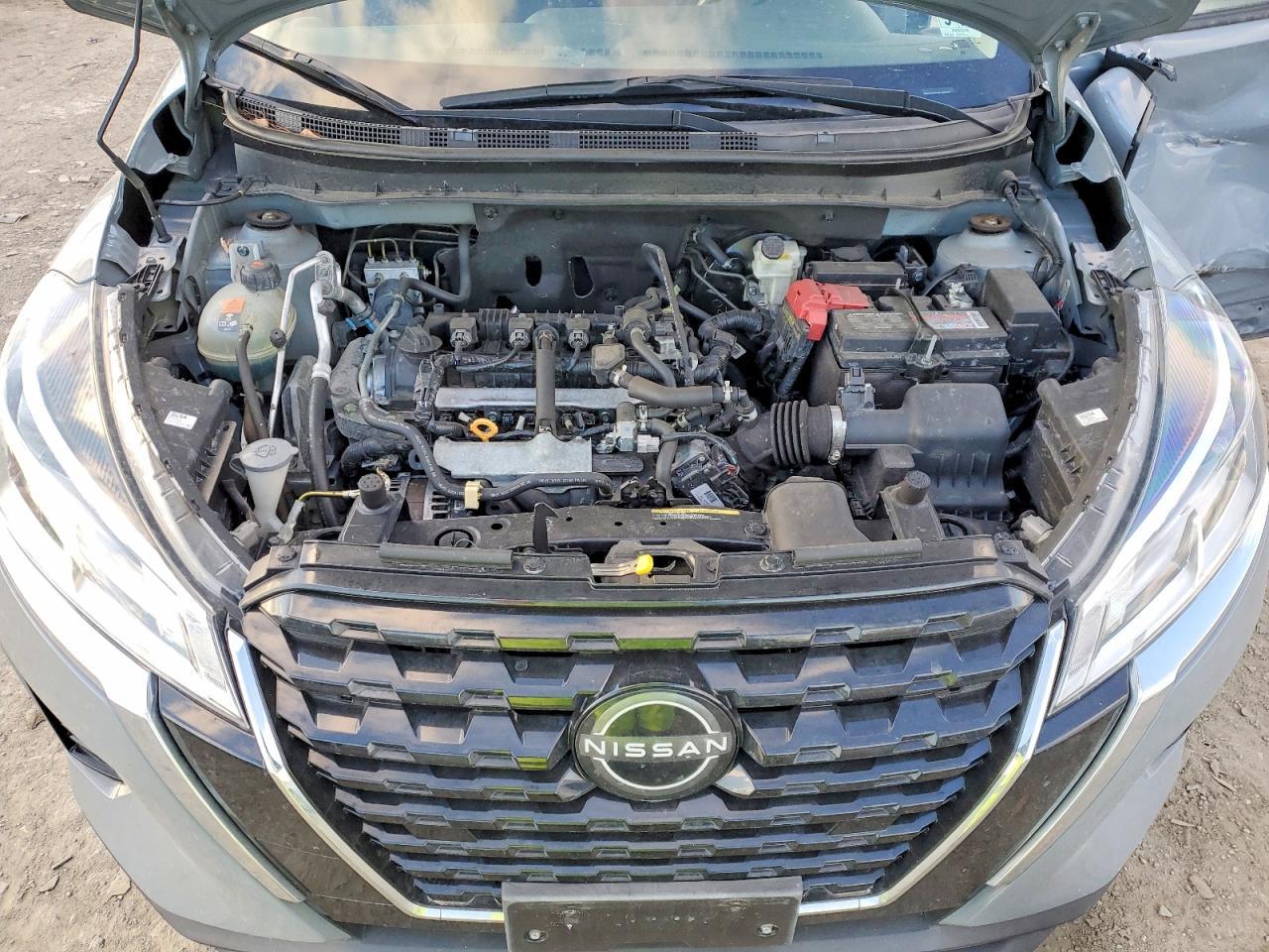 2023 Nissan Kicks sv