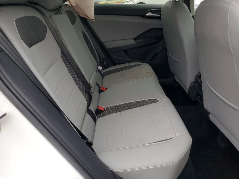 2023 Volkswagen Taos se