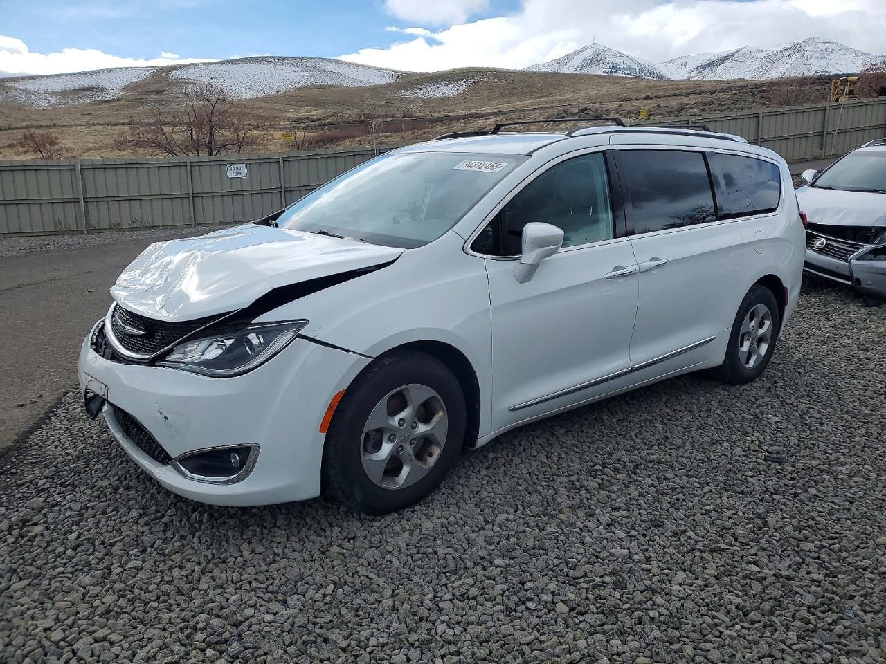 2017 Chrysler Pacifica Touring l Plus