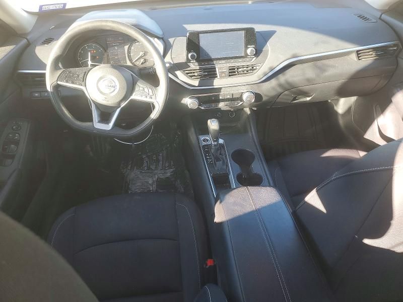 2022 Nissan Altima s