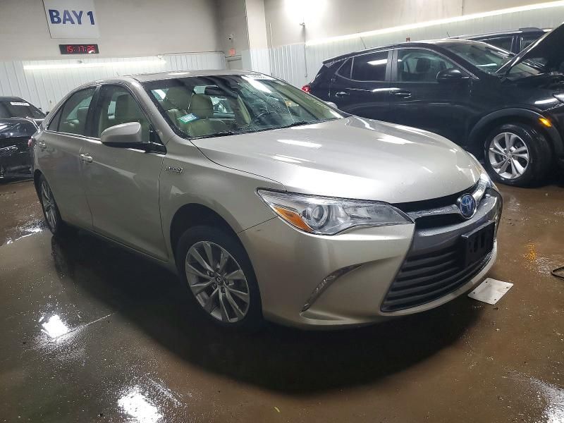 2017 Toyota Camry Hybrid