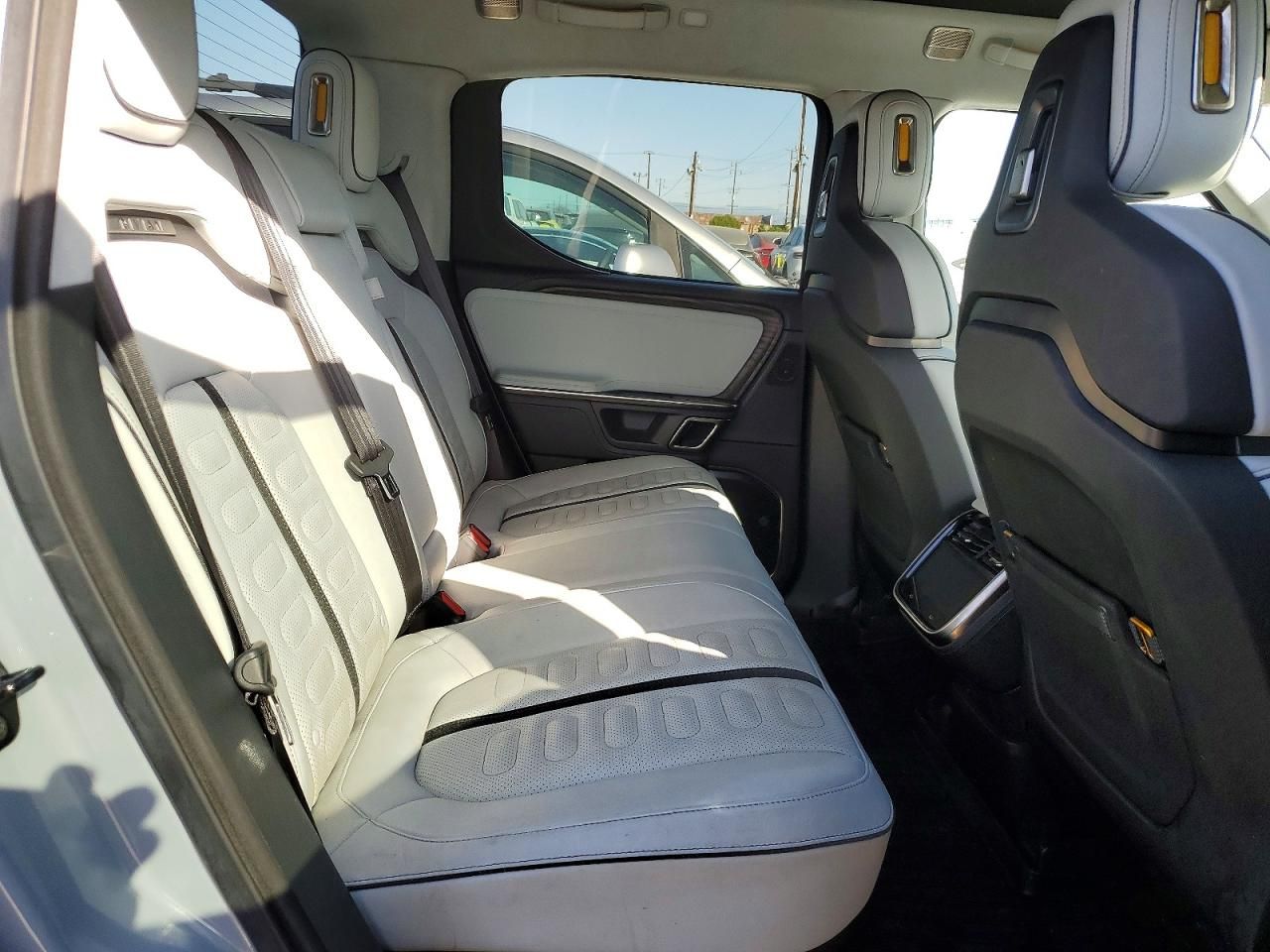 2023 Rivian R1T Adventure