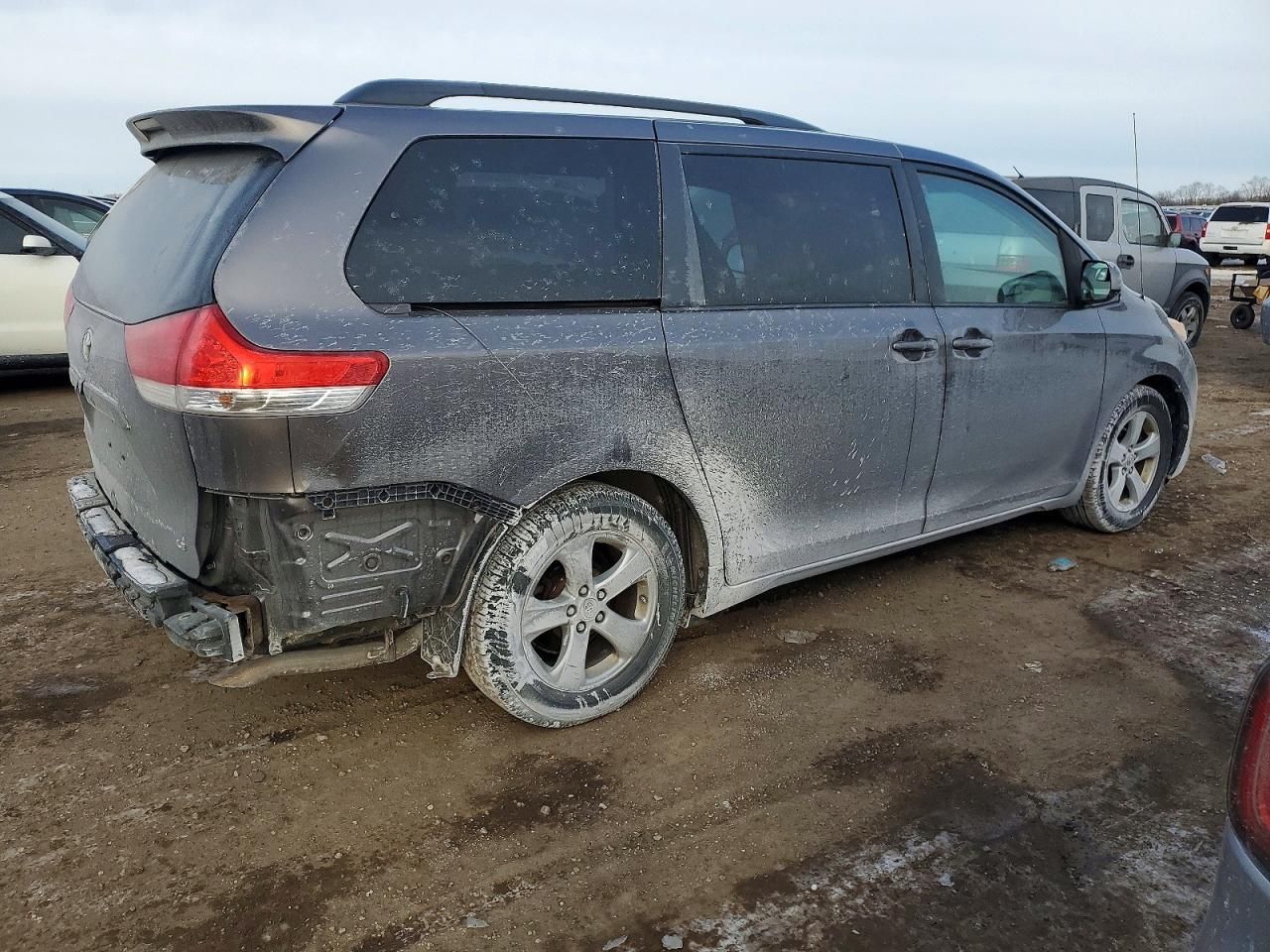 2011 Toyota Sienna le
