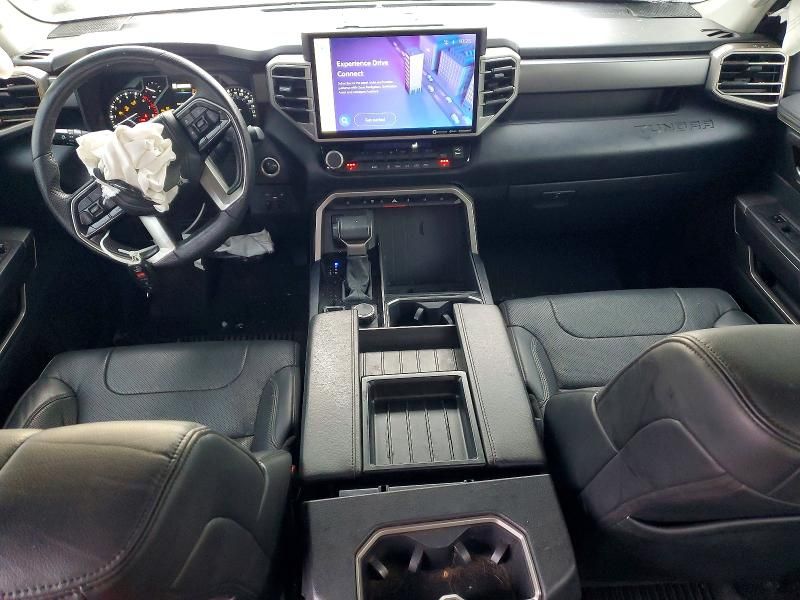 2022 Toyota Tundra Double cab sr