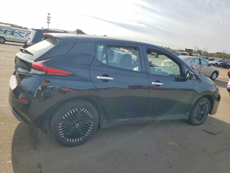 2025 Nissan Leaf sv Plus