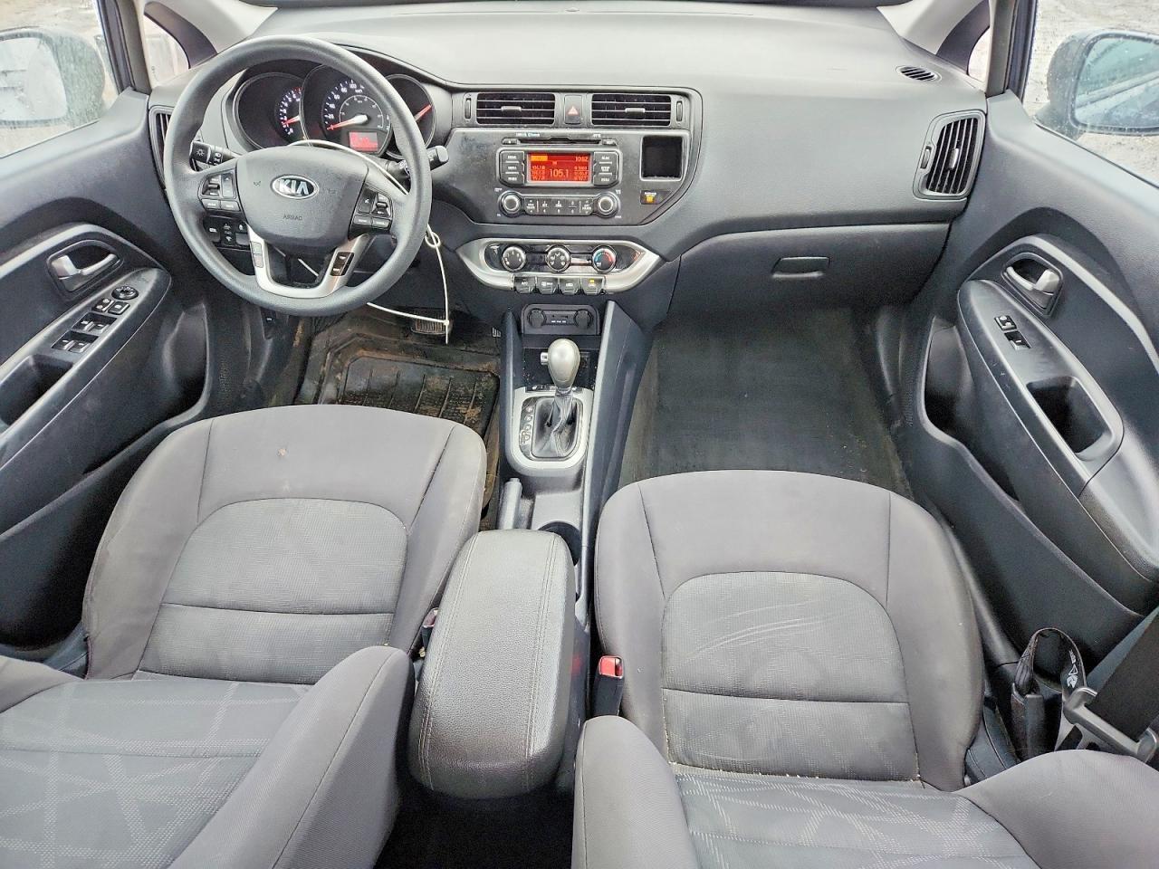 2013 KIA Rio lx